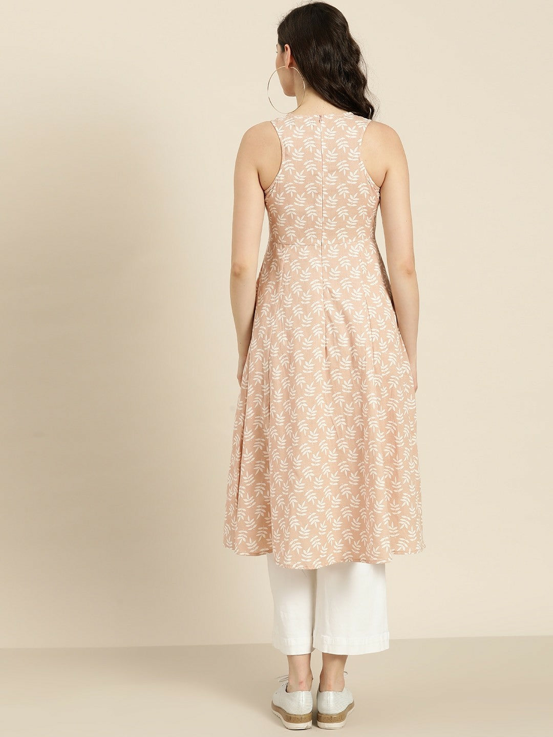 Bollywood-Inspired Peach & White Printed A-Line Kurta for Women – Indian & Pakistani Ethnic Wear for Diwali & Eid | Indiaista