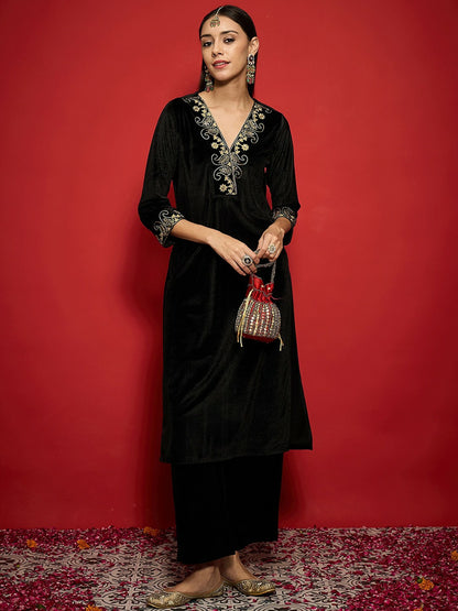 Women’s Embroidered Velvet Kurta – Bollywood Eid Indian Pakistani Ethnic Wear | Indiaista