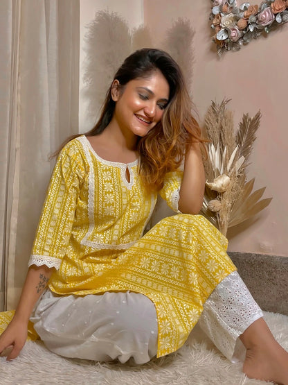 Women Yellow & White Block Print Straight Kurta with Lace Inserts - Indiaista