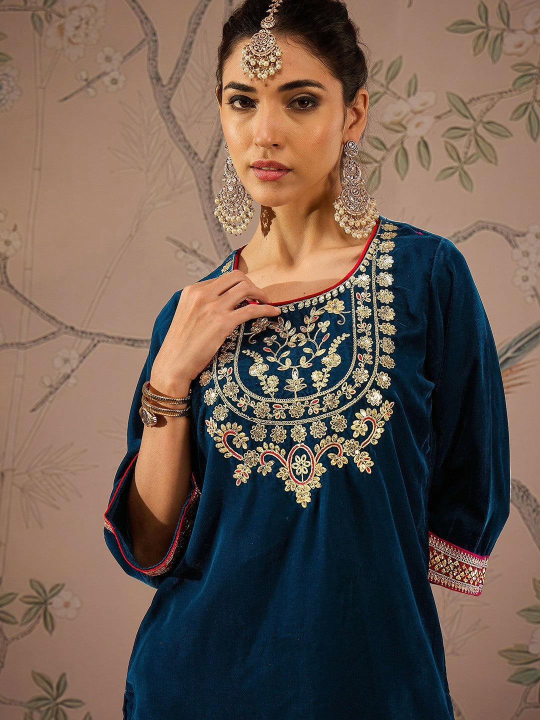 Teal Floral Embroidered Velvet Kurta for Women – Bollywood Eid Indian Pakistani Ethnic Wear | Indiaista