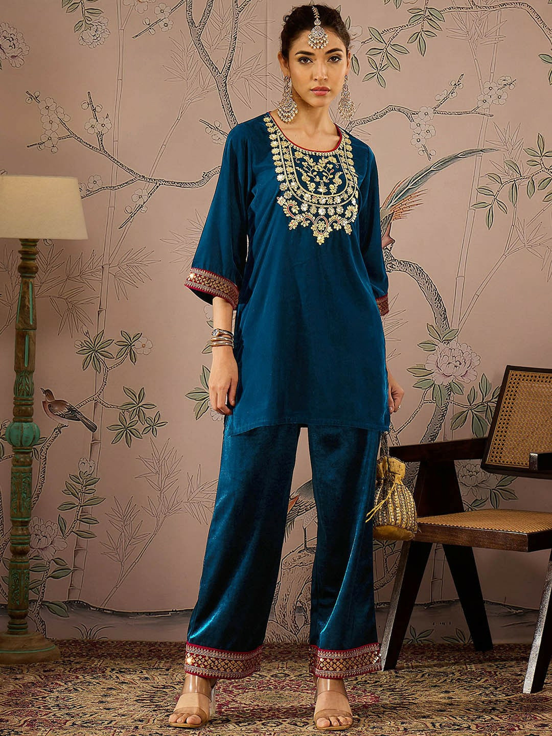 Teal Floral Embroidered Velvet Kurta for Women – Bollywood Eid Indian Pakistani Ethnic Wear | Indiaista