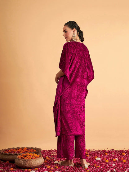 Fuchsia Embroidered Velvet Kaftan Kurta for Women – Bollywood Eid Indian Pakistani Outfit | Indiaista