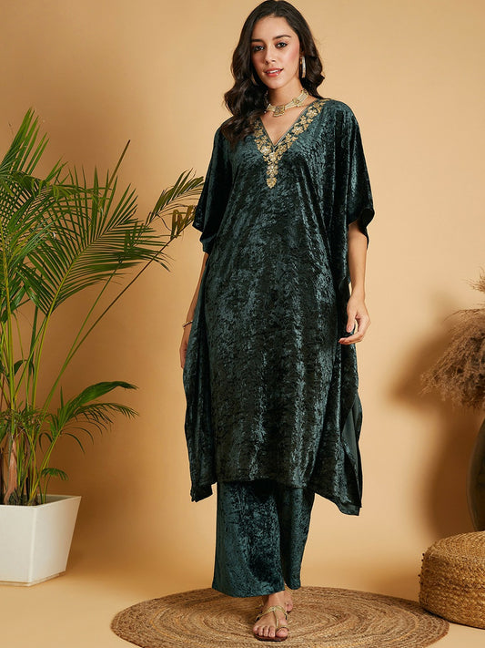 Green Velvet Embroidered Kurta for Women – Bollywood Eid Pakistani Indian A-Line Kaftan Style