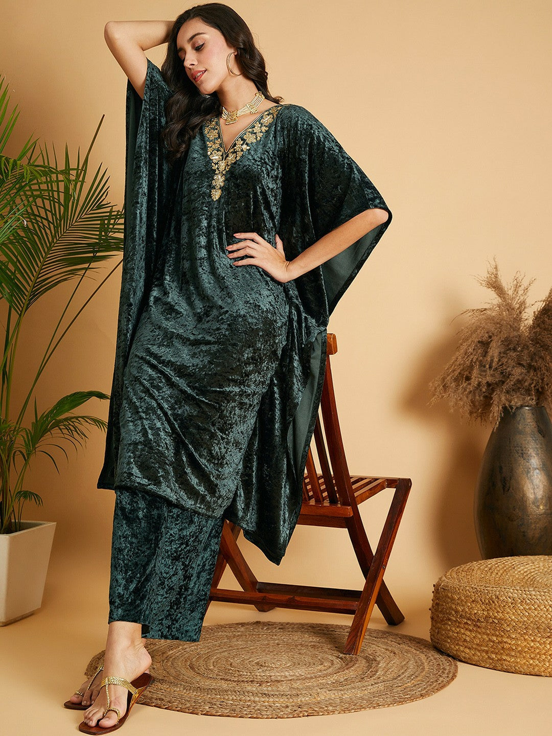 Green Velvet Embroidered Kurta for Women – Bollywood Eid Pakistani Indian A-Line Kaftan Style