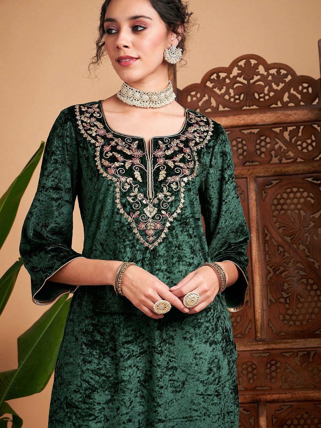 Elegant Green Ethnic Motifs Velvet Kurta with Zari & Sequins Detailing - Indiaista