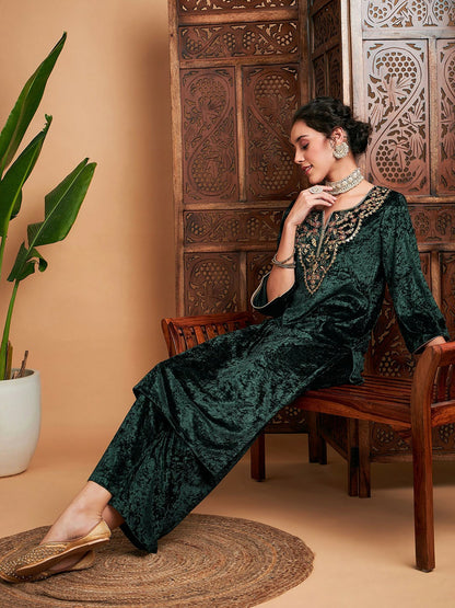 Elegant Green Ethnic Motifs Velvet Kurta with Zari & Sequins Detailing - Indiaista