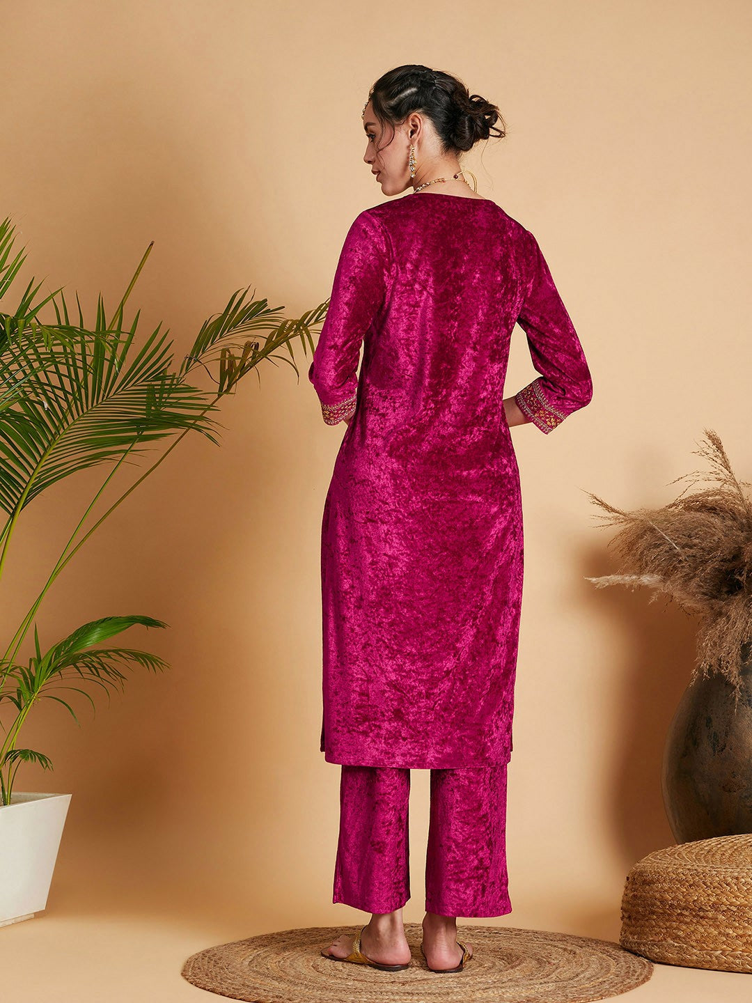 Fuchsia Sequinned Velvet Straight Kurta for Women - Stylish Ethnic Wear | Indiaista