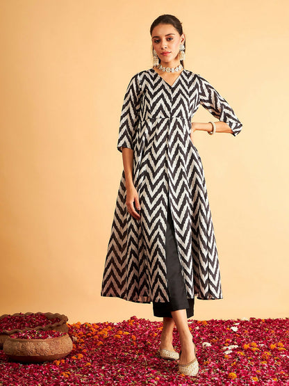 Women’s Black & White Chevron Printed Anarkali Kurta - Stylish V-Neck, High-Slit Design | IndiaIsta