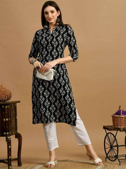 Black and White Geometric Printed Straight Kurta with Mandarin Collar | Indiaista