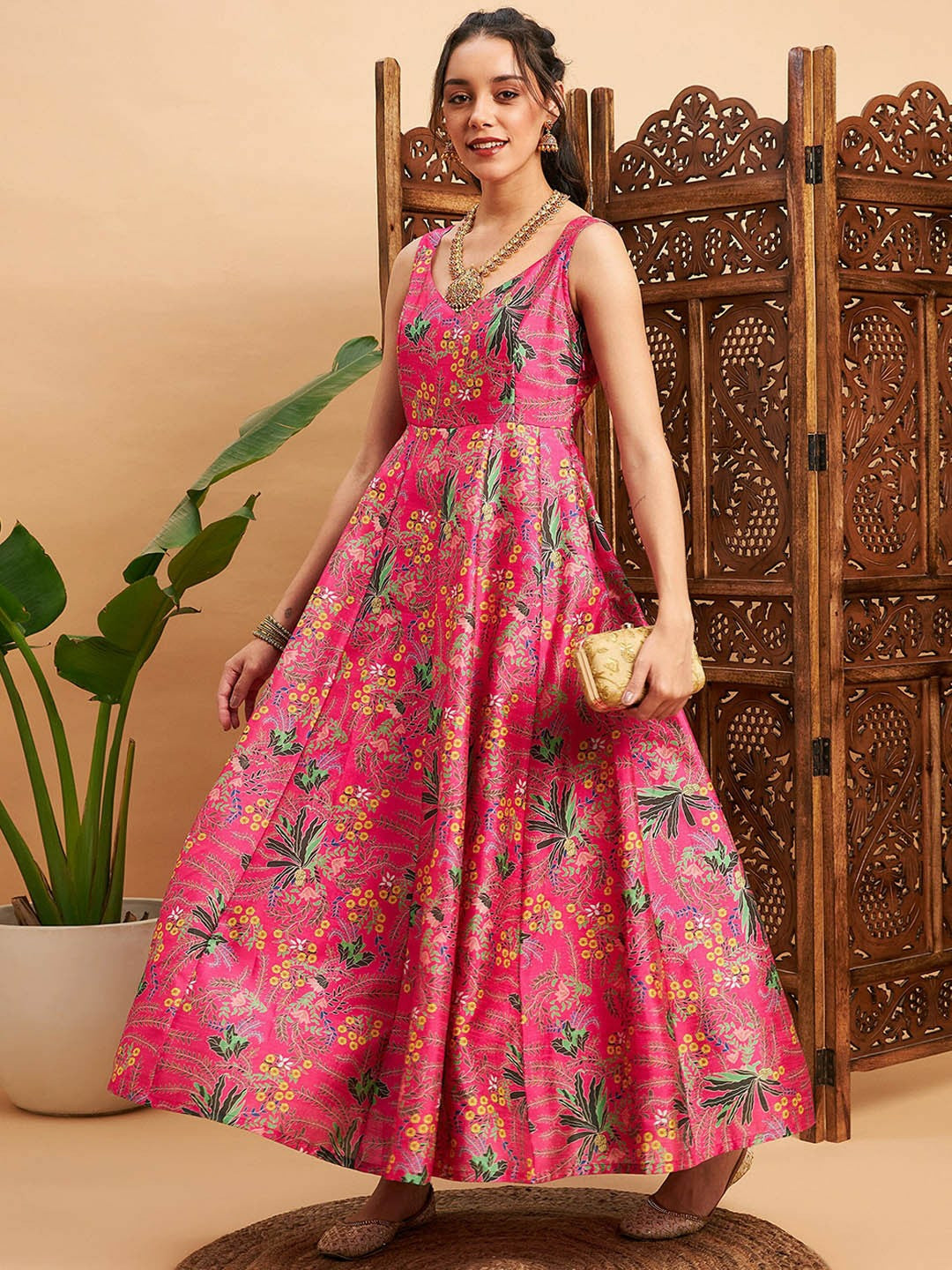 Pink & Green Floral Printed Sweetheart Neck Anarkali Kurta - Stylish Indian Women’s Kurtas | Indiaista