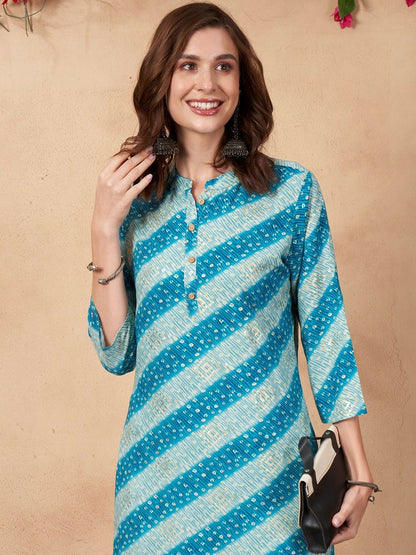 Buy Blue & White Bandhani Printed Straight Kurta for Women | IndiaIsta