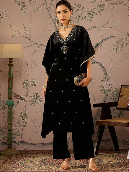 Floral Embroidered Black Velvet Kurta for Women | V-Neck Kaftan Style with Three-Quarter Sleeves