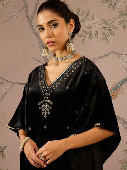 Floral Embroidered Black Velvet Kurta for Women | V-Neck Kaftan Style with Three-Quarter Sleeves