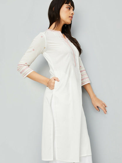 Off-White Embroidered Cotton Kurta for Women | Three-Quarter Sleeves, Asymmetric Hem | IndiaIsta