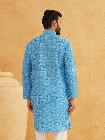 Men’s Blue & White Ethnic Motifs Printed Cotton Linen Kurta – Mandarin Collar, Knee-Length | Indiaista