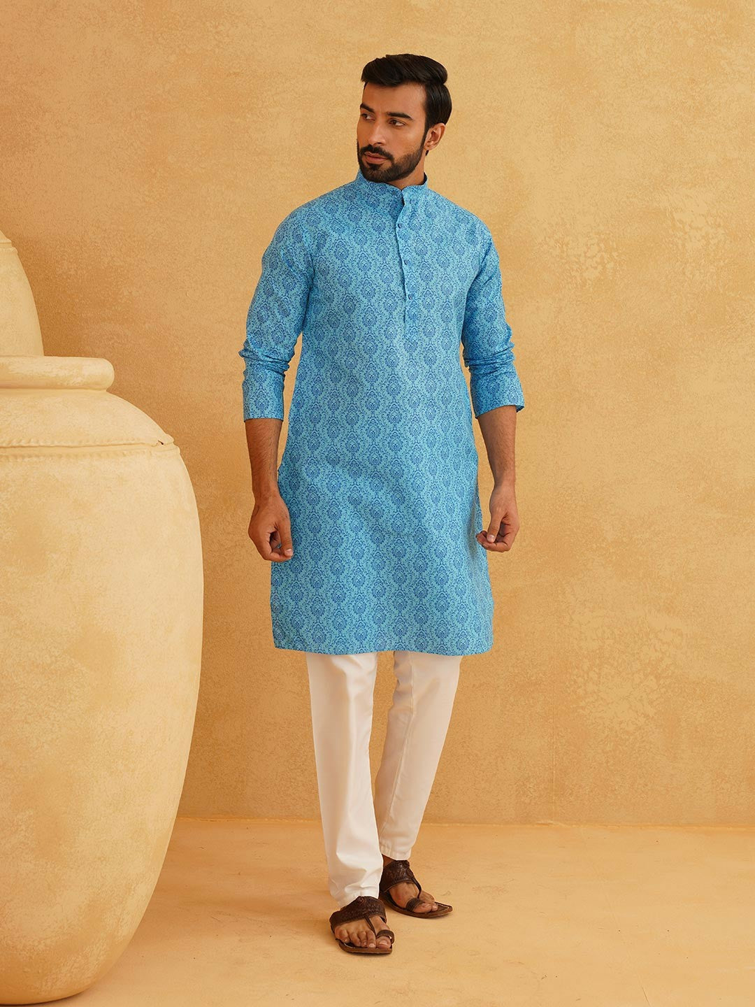 Men’s Blue & White Ethnic Motifs Printed Cotton Linen Kurta – Mandarin Collar, Knee-Length | Indiaista