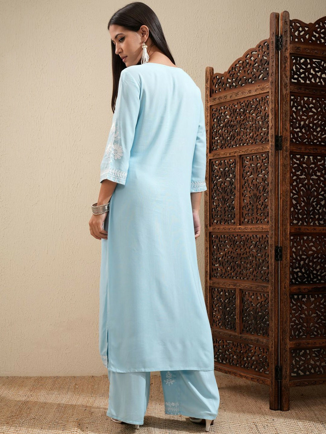 Blue Floral Embroidered Kurta Set for Women – Round Neck, Thread Work, with Palazzo | Indiaista