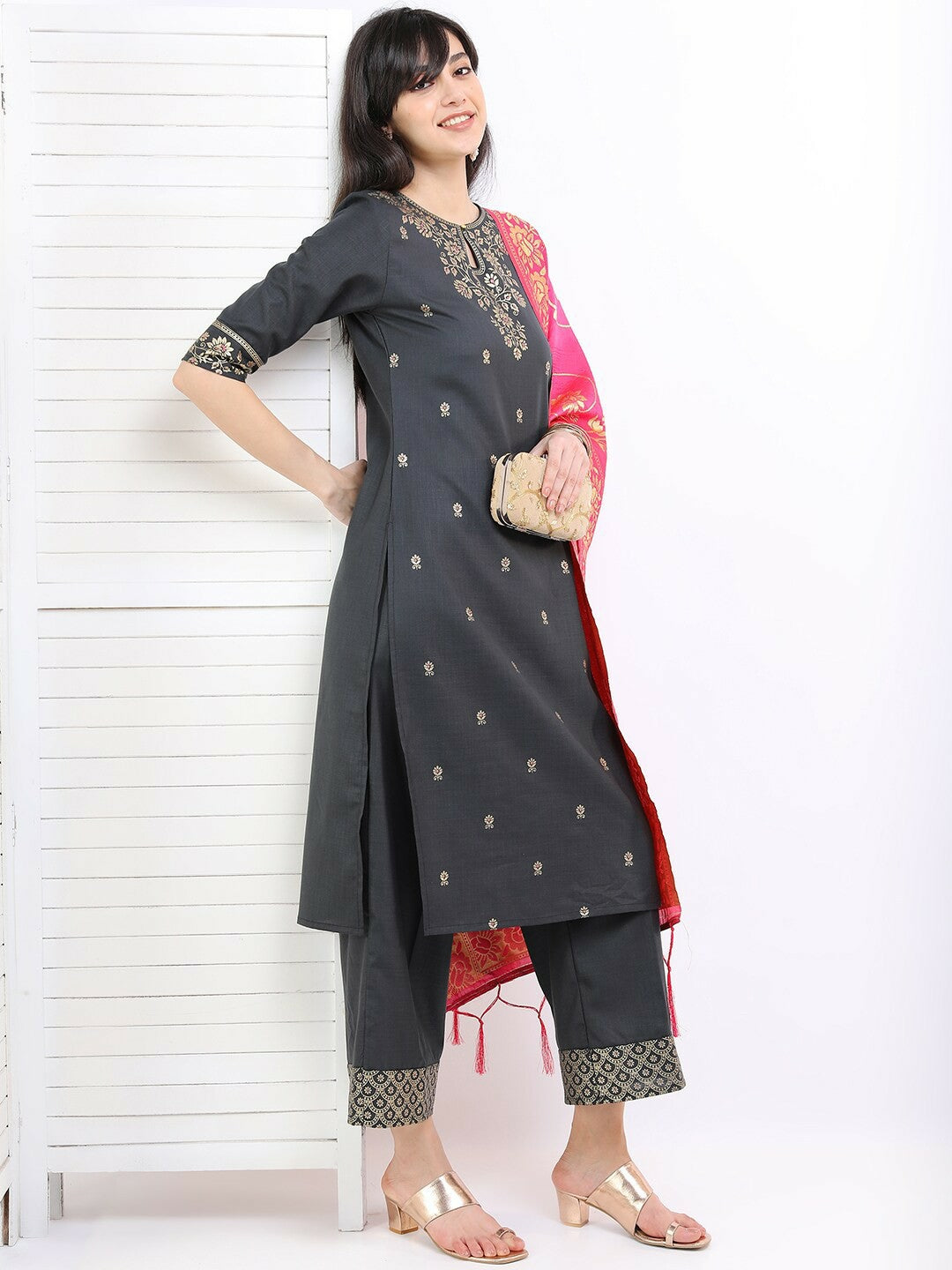 Women’s Floral Printed Kurta Set with Palazzos & Dupatta – Elegant Ethnic Wear | Indiaista