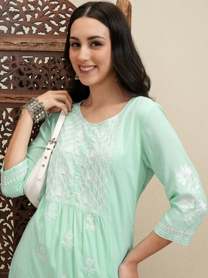 Green Floral Embroidered Kurta Set for Women – Thread Work Kurta with Trousers | Indiaista