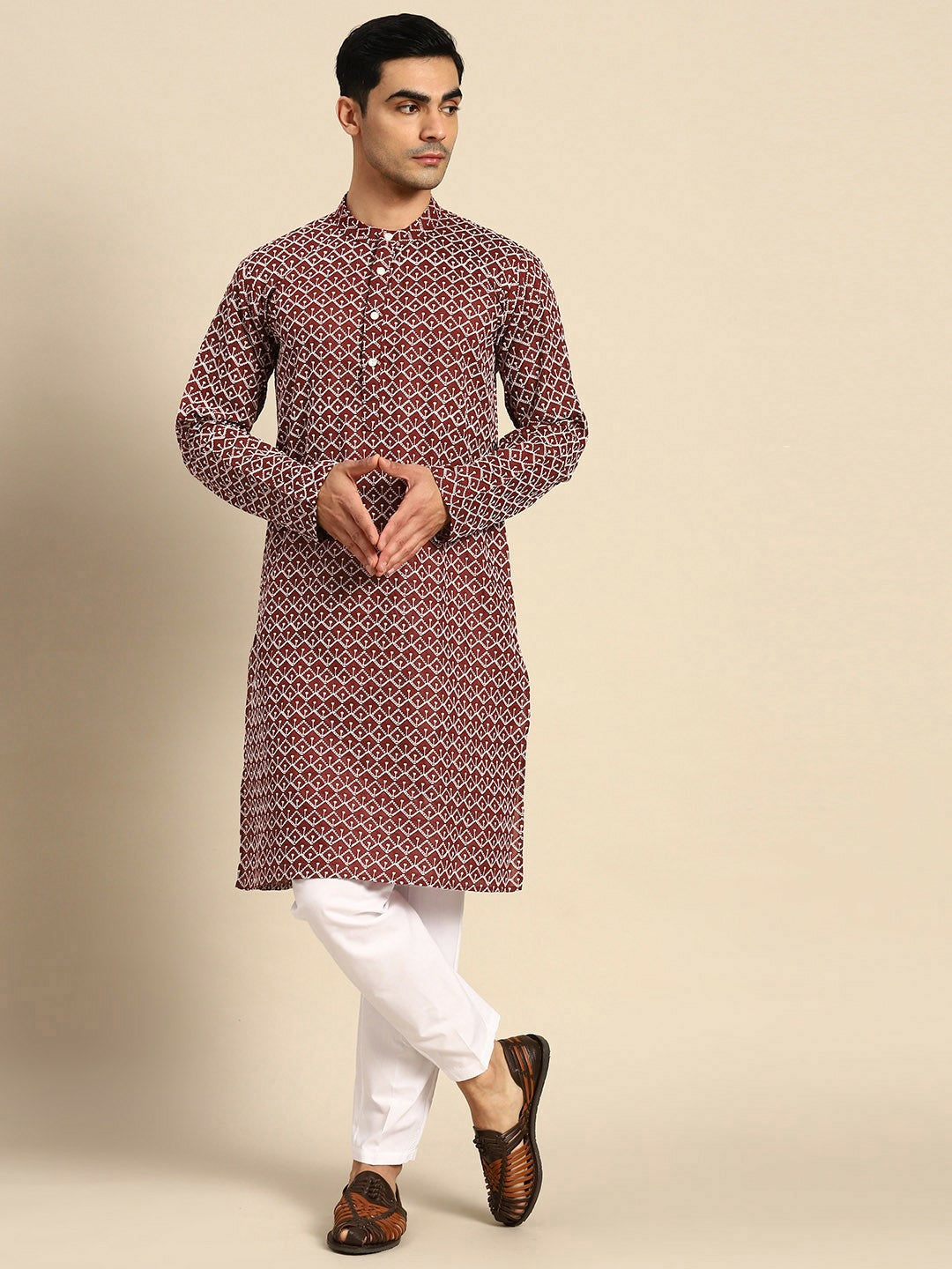 Buy Men’s Embroidered Chikankari Kurta Set – Maroon Kurta with Pyjamas | Indiaista