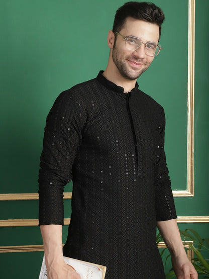 Buy Black Geometric Embroidered Kurta Set with Pyjamas for Men - Stylish and Comfortable | Indiaista.com