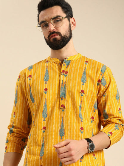 Buy Men’s Mustard Yellow & Off-White Printed Cotton Kurta Set with Trousers – Indiaista