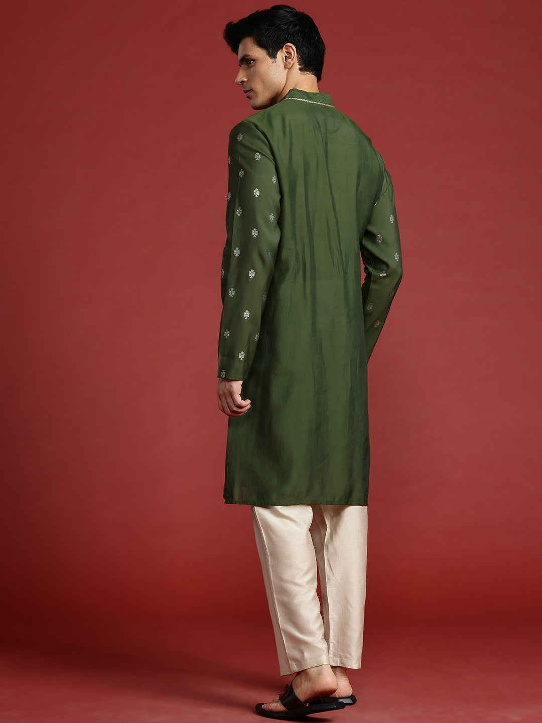 Buy Green Ethnic Motifs Printed Kurta Set for Men – Thread Work Design | Indiaista