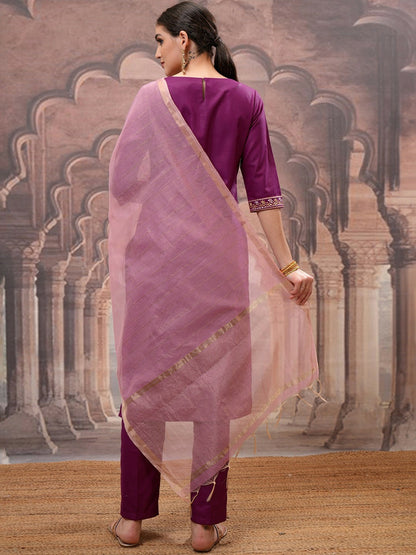 Women Magenta Ethnic Motifs Embroidered Straight Kurta Set with Trouser & Dupatta | Indiaista