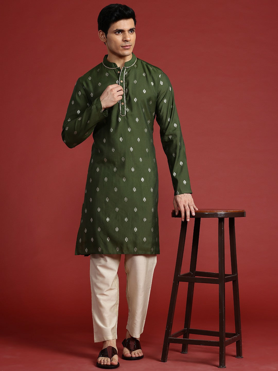 Buy Green Ethnic Motifs Printed Kurta Set for Men – Thread Work Design | Indiaista