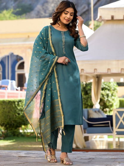 Women Turquoise Blue Floral Yoke Design Straight Kurta Set with Dupatta | Indiaista