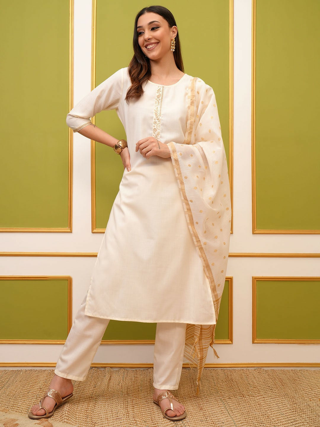 Women’s Cream Thread Work Kurta Set with Trousers & Dupatta | Indiaista