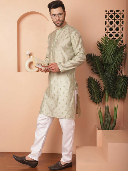 Buy Green Floral Printed Kurta Set for Men – Stylish & Comfortable | Indiaista