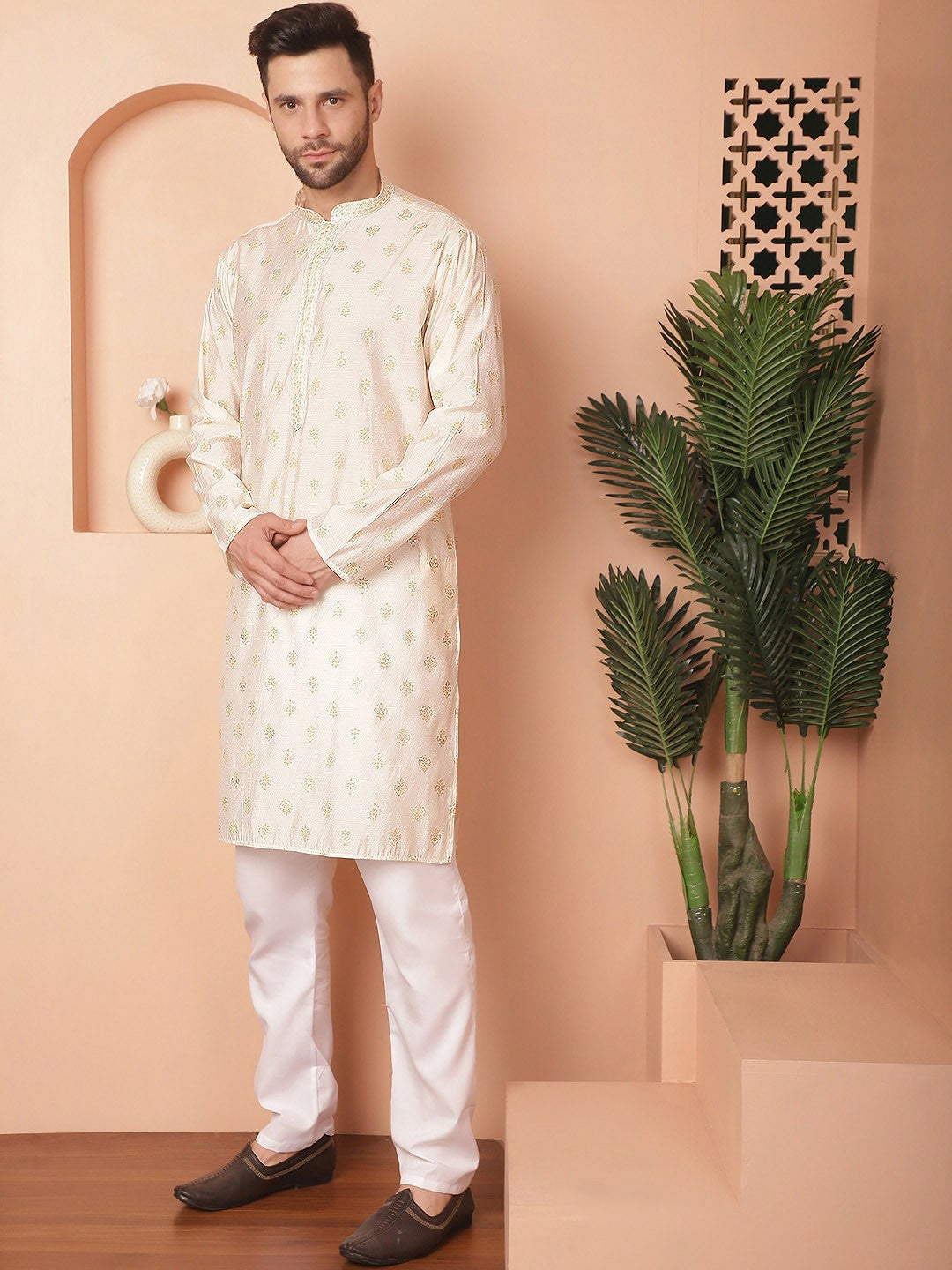 Buy Floral Printed Regular Kurta with Pyjamas for Men - Indiaista