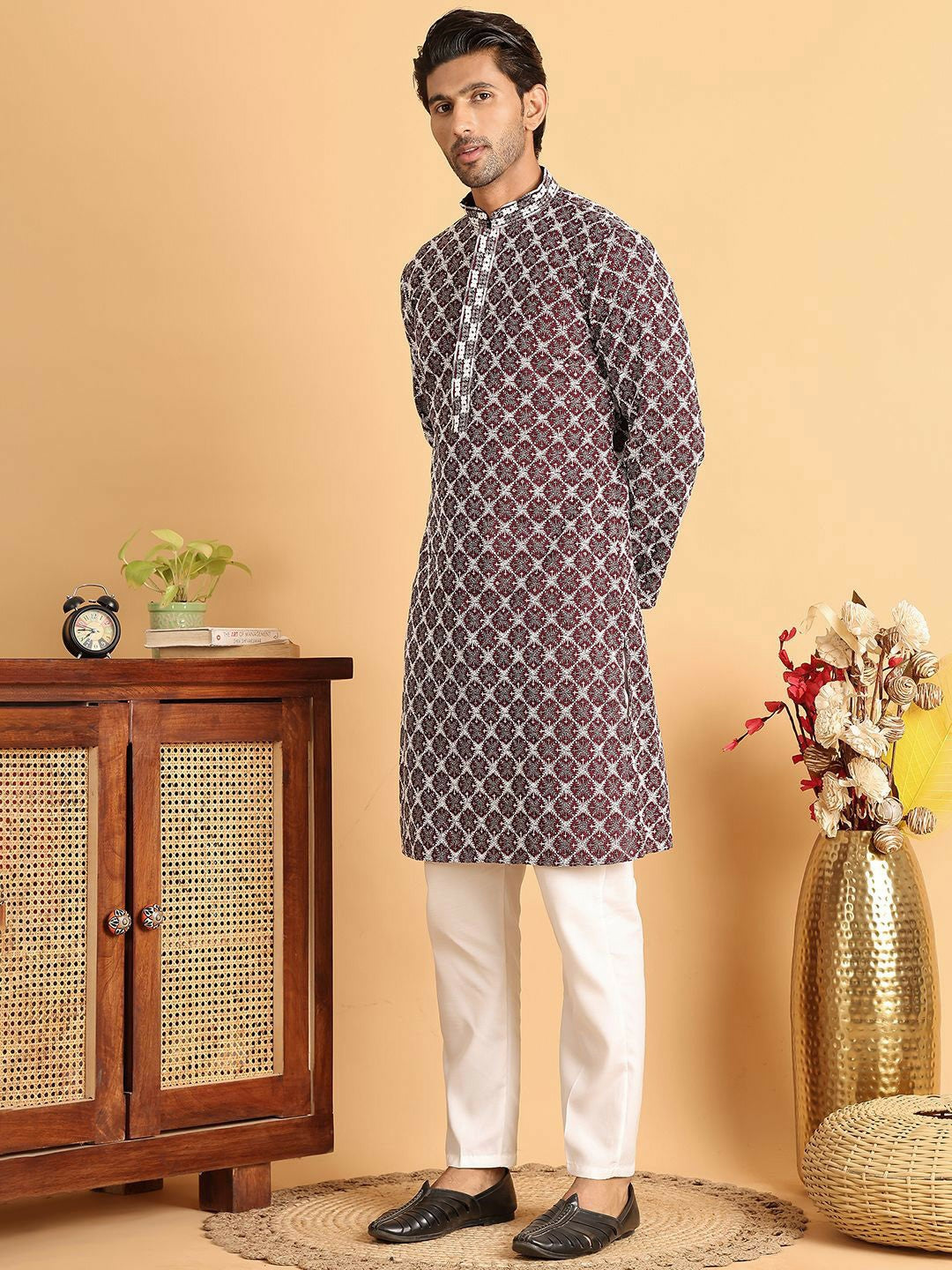 Buy Men's Floral Embroidered Purple Kurta Set with Pyjamas – Indiaista