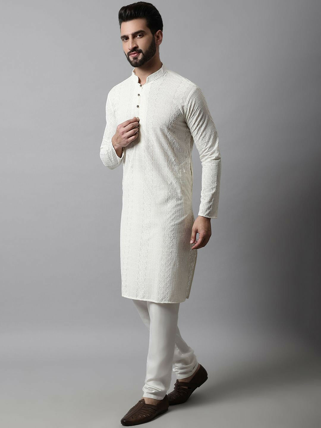 Floral Embroidered Chikankari Cotton Kurta with Pyjamas for Men – Classic Ethnic Set