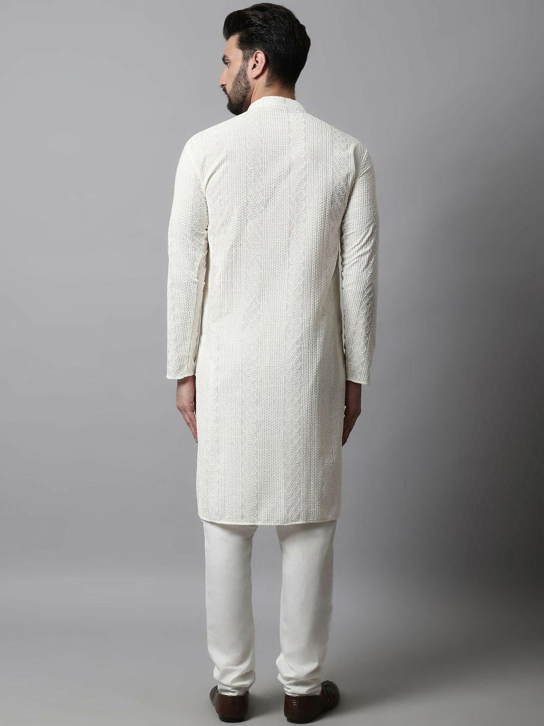 Floral Embroidered Chikankari Cotton Kurta with Pyjamas for Men – Classic Ethnic Set