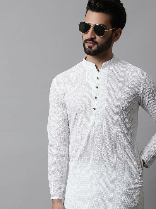 Men’s Embroidered Chikankari Cotton Kurta with Churidar – Traditional Elegance