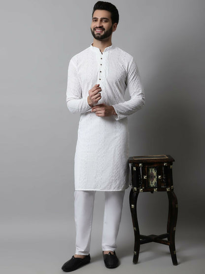 Men’s Embroidered Chikankari Cotton Kurta with Churidar – Traditional Elegance