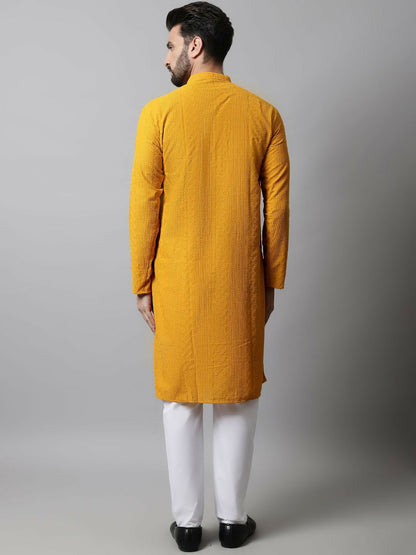 Men’s Floral Embroidered Chikankari Cotton Kurta with Pyjamas – Classic Ethnic Style