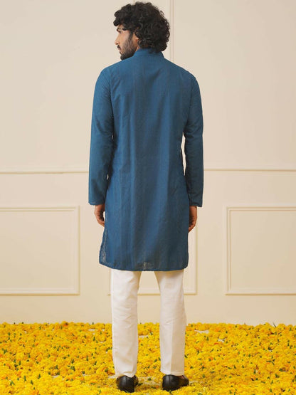 Men’s Embroidered Chikankari Pure Cotton Kurta with Pyjamas – Elegant Traditional Wear