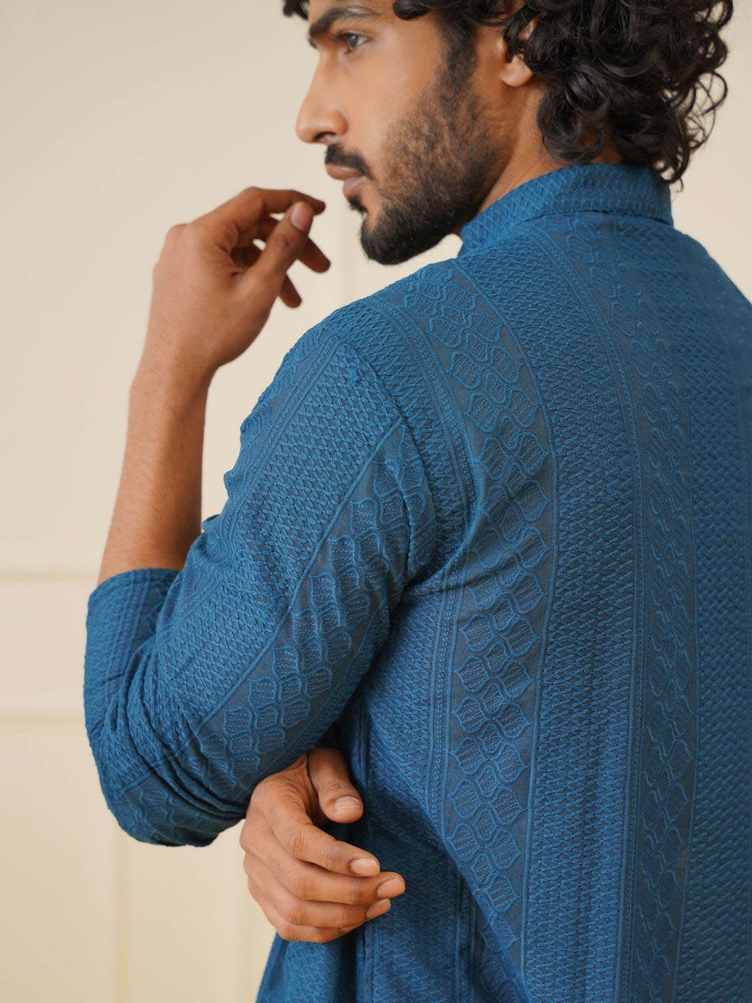 Men’s Embroidered Chikankari Pure Cotton Kurta with Pyjamas – Elegant Traditional Wear