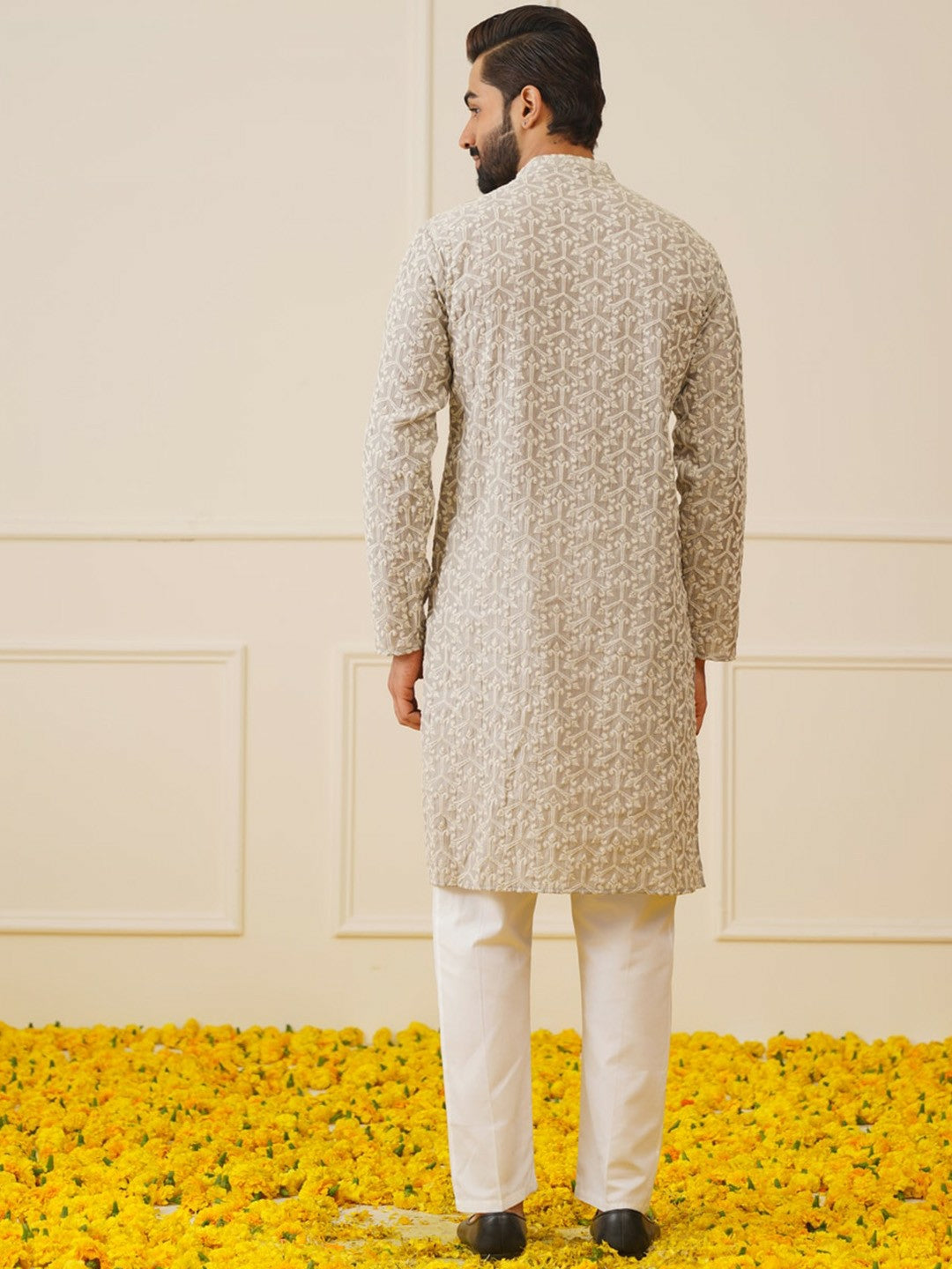 Men’s Ethnic Motifs Embroidered Chikankari Kurta with Pyjamas – Traditional Cotton Set