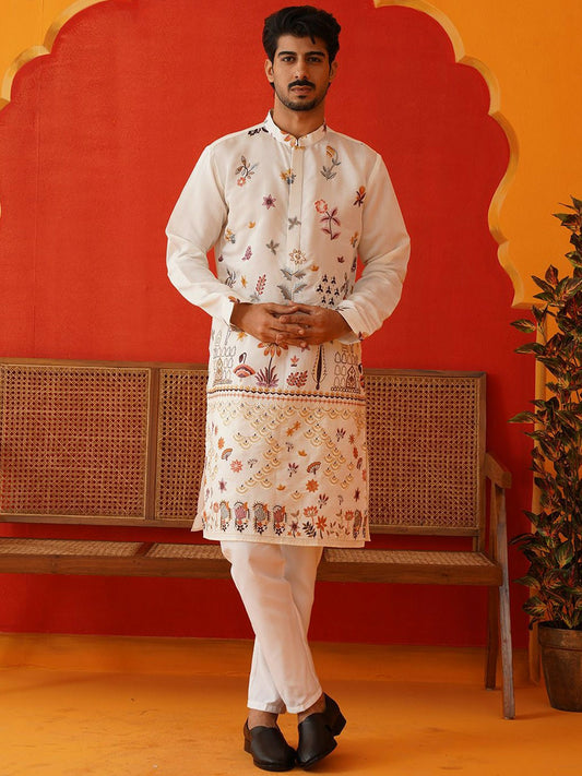 Floral Embroidered Chikankari Kurta with Pyjamas – Timeless Ethnic Ensemble