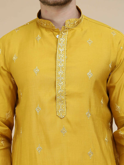 Floral Embroidered Sequinned Mandarin Collar Straight Kurta with Pyjamas & Dupatta – Elegant Festive Ensemble