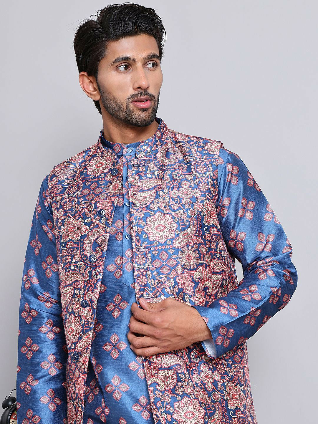Floral Printed Kurta with Pyjamas & Nehru Jacket for Men – Elegant Ethnic Set