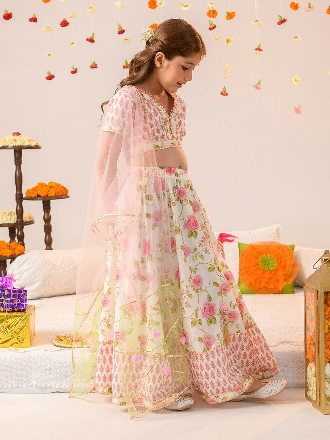 Buy Girls Printed Gotta Patti Lehenga Choli with Dupatta - Off White & Green | Indiaista