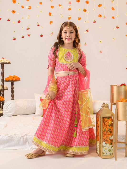 Buy Girls Magenta & Gold Printed Ready to Wear Lehenga Choli with Dupatta – Indiaista