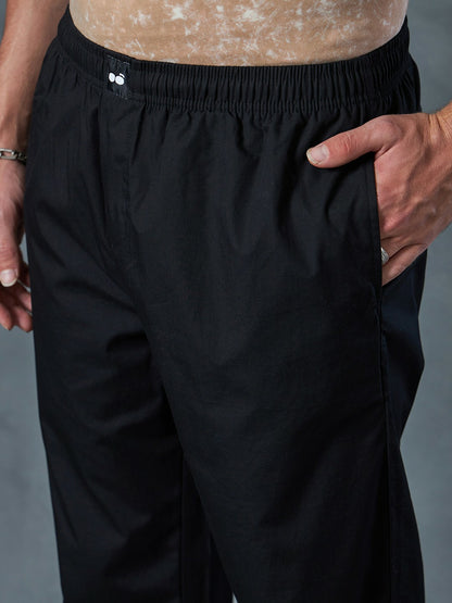 Men's Black Solid Oversized Pyjamas - Comfortable Mid-Rise Lounge Pants with Pockets