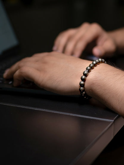 Grey Elasticated Men's Bracelet with Raw Pyrite Crystals – Slip-On Alloy Bracelet | Indiaista