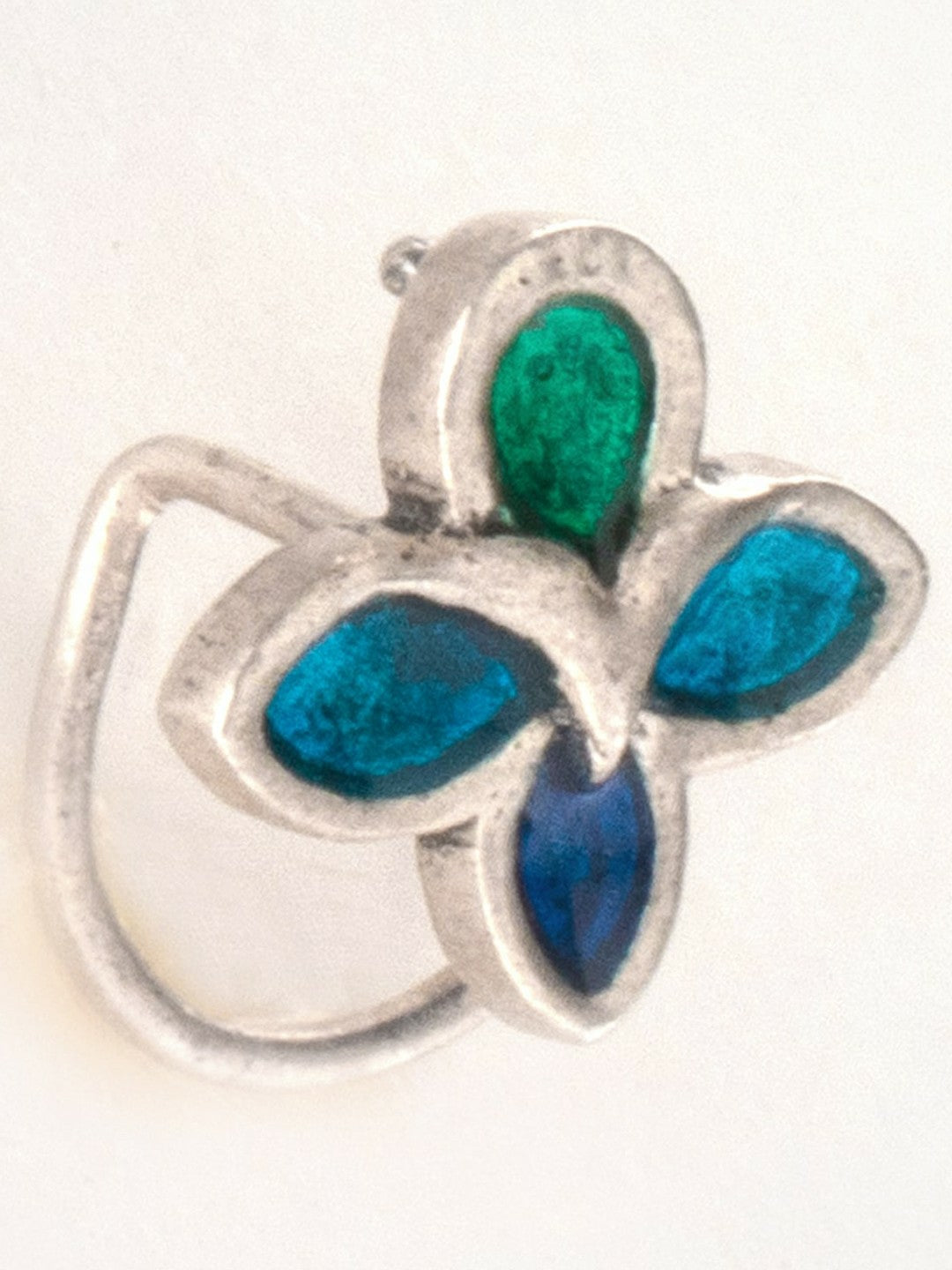 925 Sterling Silver Enamelled Floral Nose Pin – Elegant & Lightweight